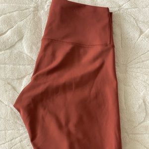 Lululemon size 10